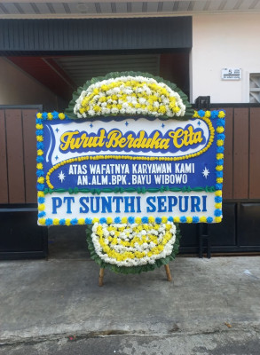 Papan Bunga Duka di Sungai Langkai