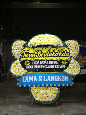 Papan Bunga Duka di Sungai Langkai